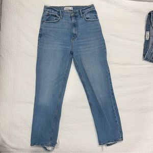 Abercrombie Ankle Straight High Rise Jeans